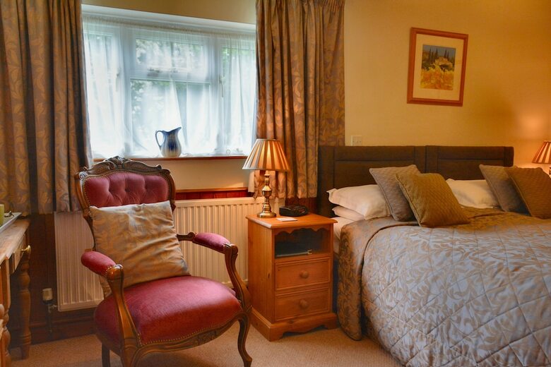 Bed & Breakfast The Crown Country Inn