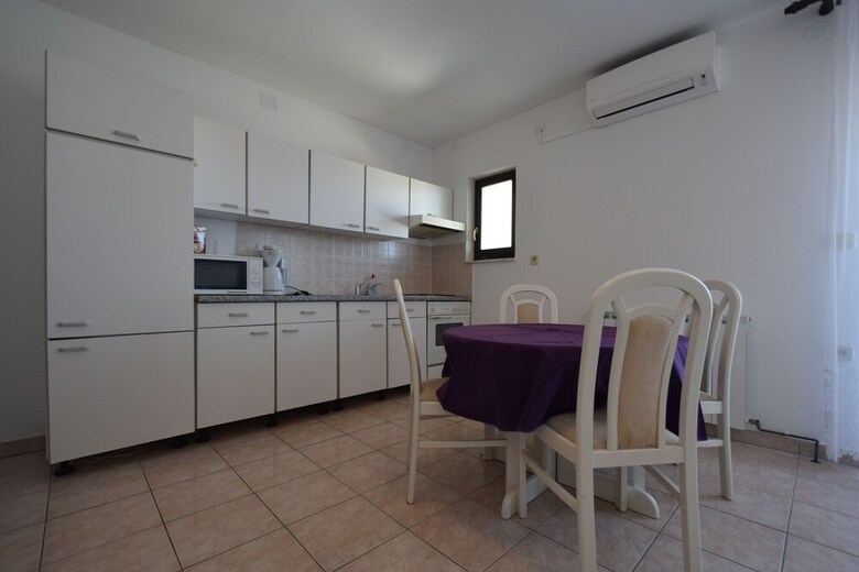 Apartments Petrica