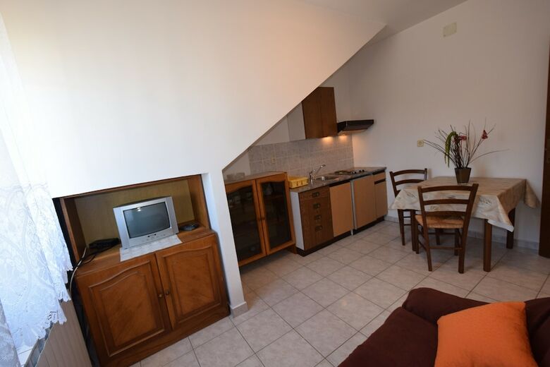 Apartments Petrica