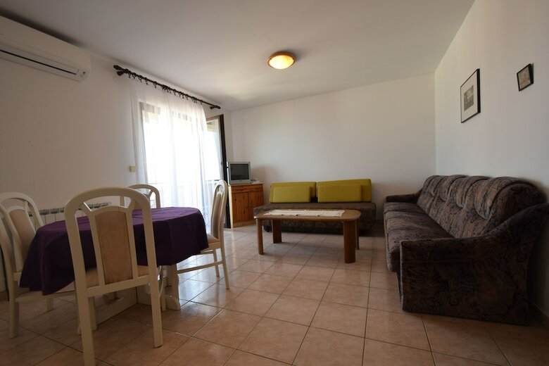 Apartments Petrica