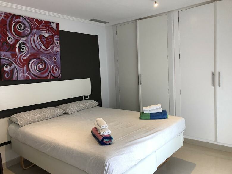 Apartamentos Marina Beach House 8