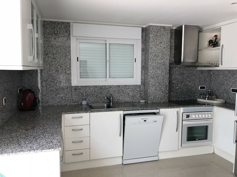 Apartamentos Marina Beach House 8
