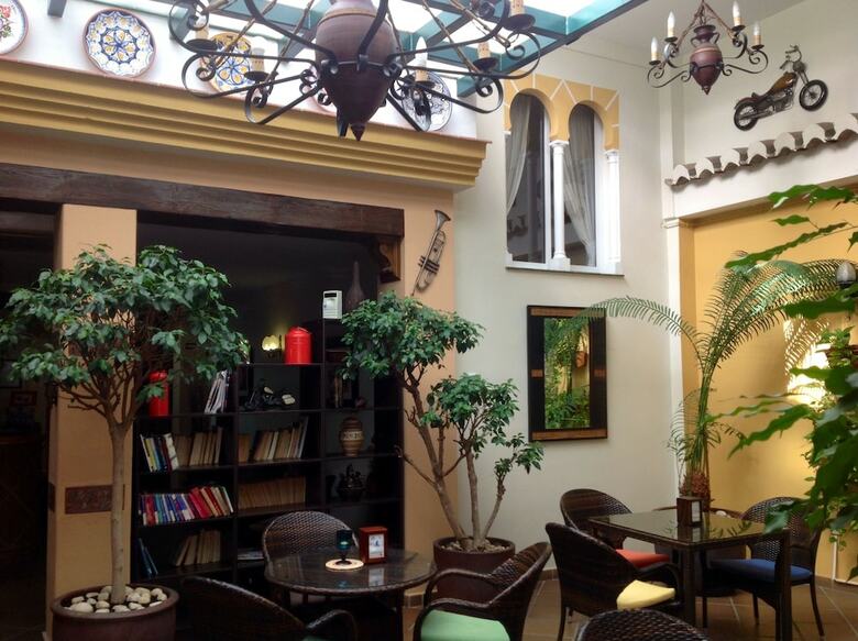 Hotel Mar�a Cristina