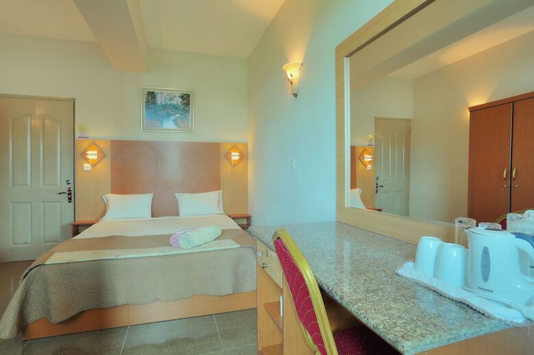 Hotel Ons Motel & Guest House