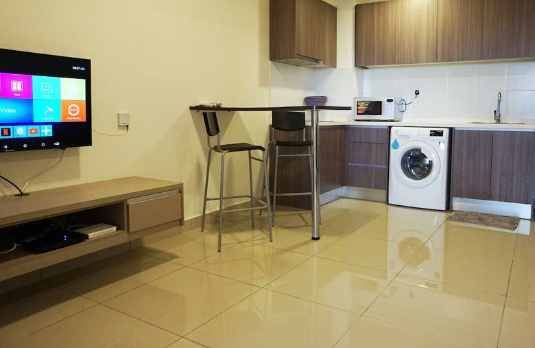 Hyve Studio Suites