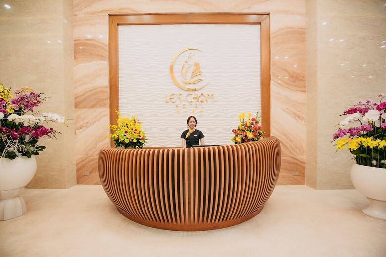 Le's Cham Hotel