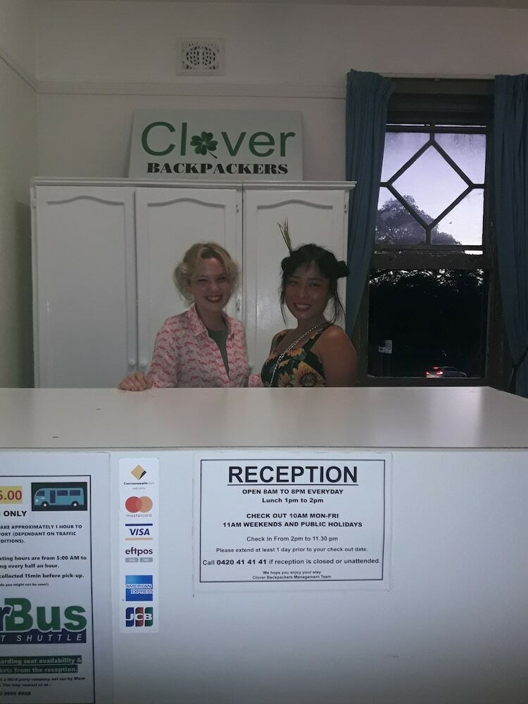 Hostal Clover Backpackers