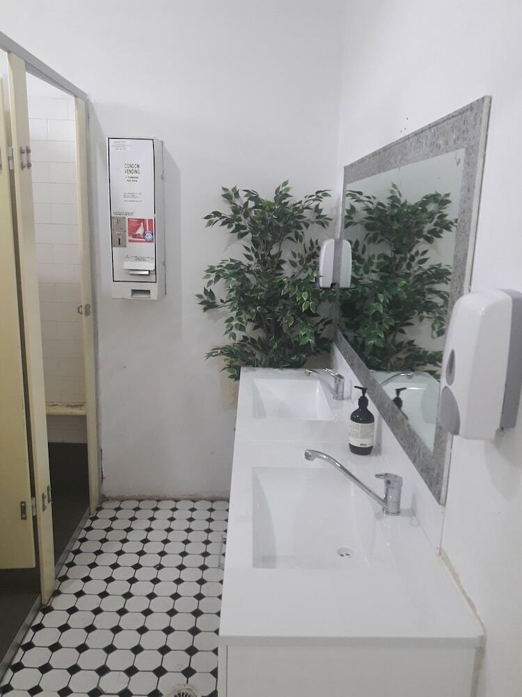 Hostal Clover Backpackers