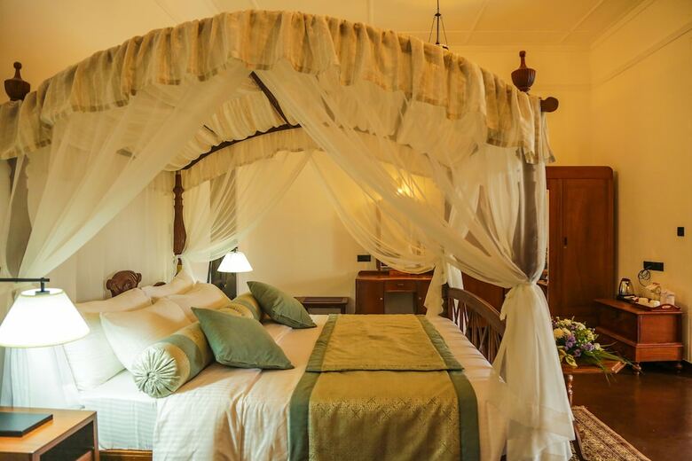 Hotel Castle Hill Bungalow