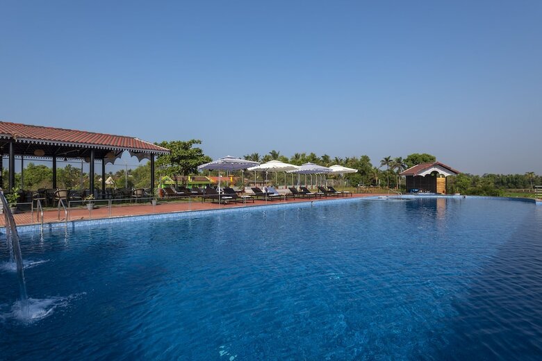 Hotel Salcete Beach Resort