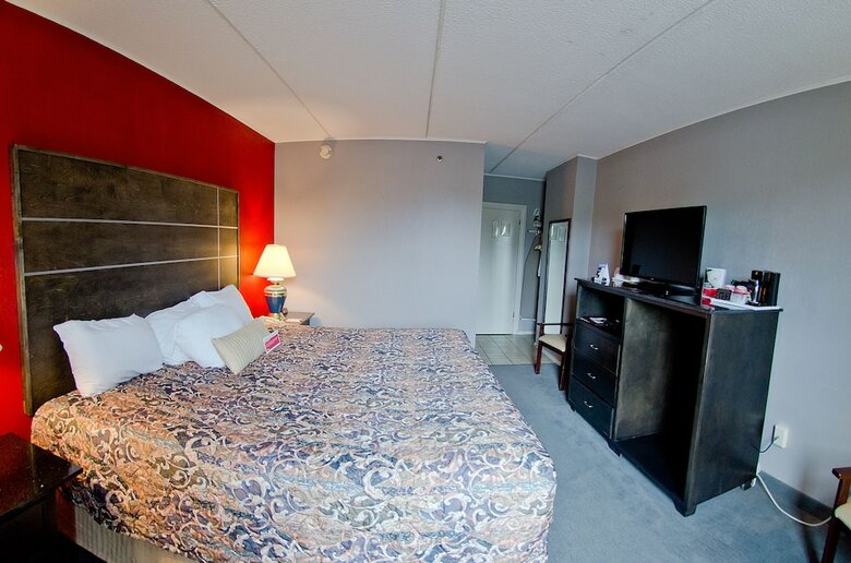 New Hartford Hotel