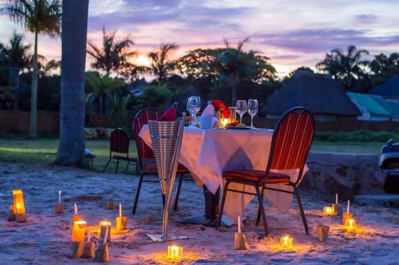 Hotel Nature's Green Beach Resort