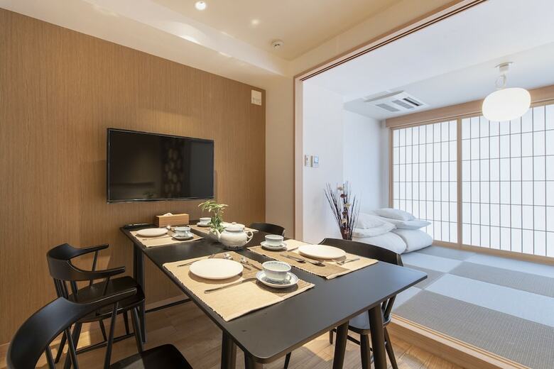 Apartamentos Uhome Akihabara Hotel