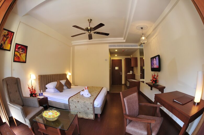 Hotel Cambay Resort Udaipur