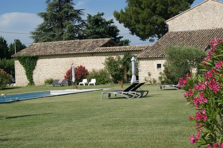 Mas En Pierres Dans Le Luberon