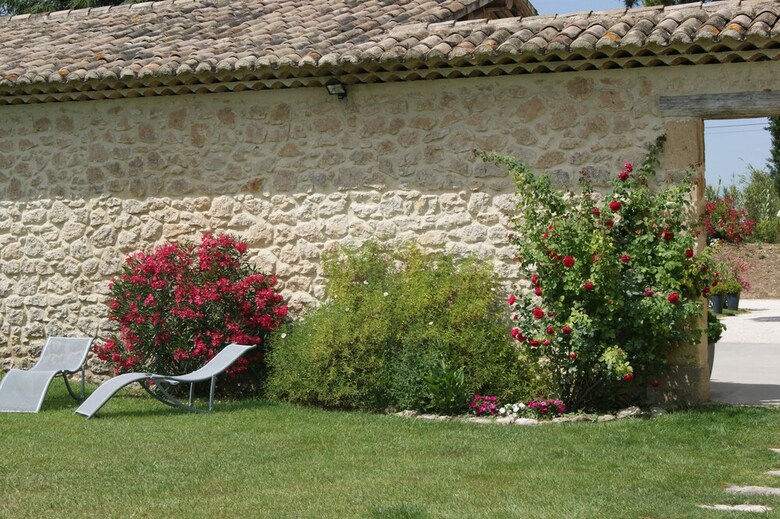 Mas En Pierres Dans Le Luberon