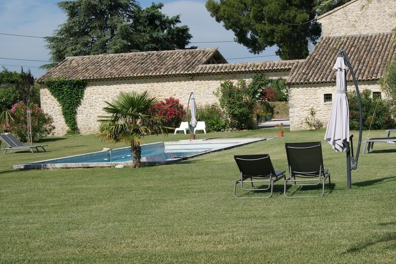 Mas En Pierres Dans Le Luberon