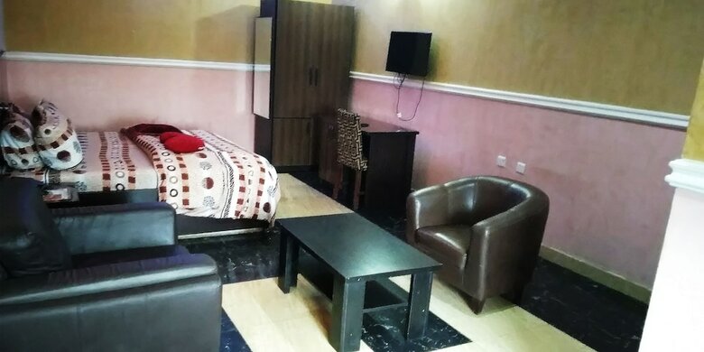Titanic View Hotel & Suites Ltd