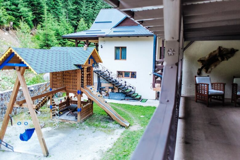 Hotel Vedmezhyi Dvir