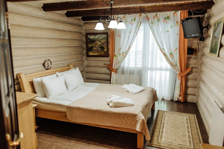 Hotel Vedmezhyi Dvir