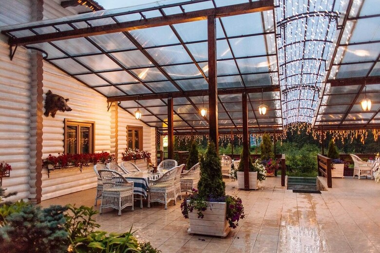 Hotel Vedmezhyi Dvir