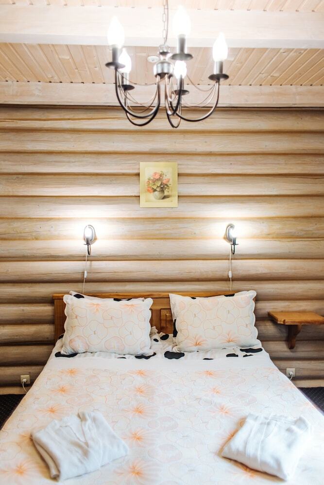 Hotel Vedmezhyi Dvir