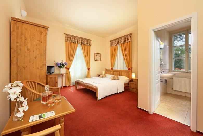 Bed & Breakfast Penzion ?ernick� Obora