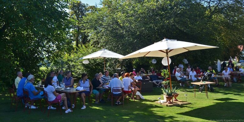 Bed & Breakfast Penzion ?ernick� Obora