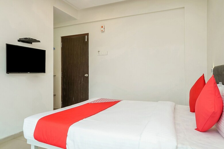 Oyo 24792 Hotel Heramb
