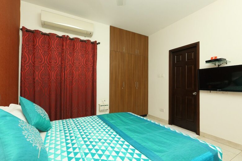 Hotel Oyo 23294 Silverkey Sector 63 Noida