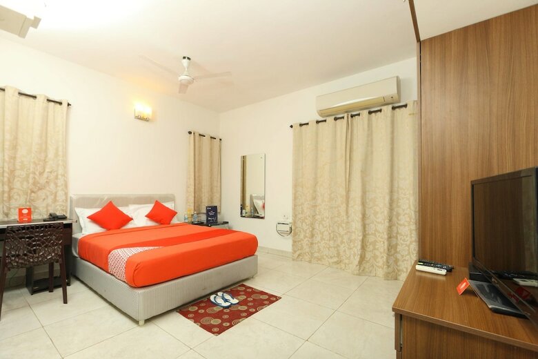 Hotel Oyo 23294 Silverkey Sector 63 Noida