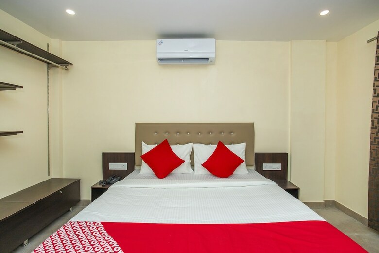 Hotel Oyo 18680 Olivia Comforts