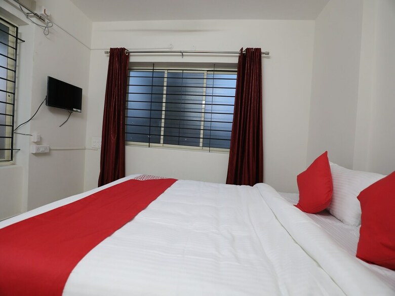 Apartamentos Oyo 22440 Rachana Boarding And Lodging