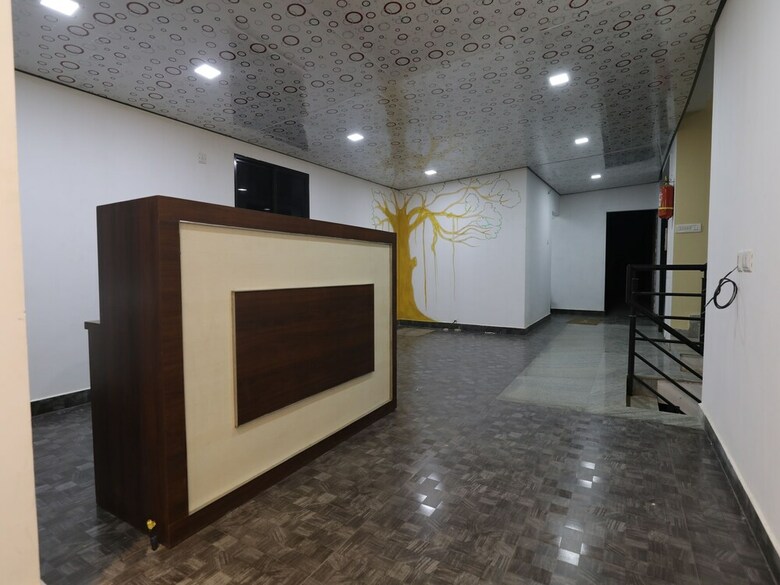 Apartamentos Oyo 22440 Rachana Boarding And Lodging