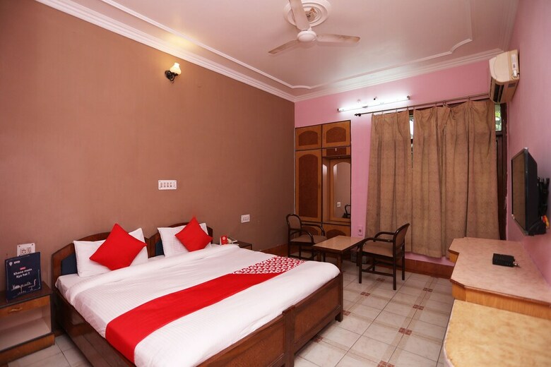 Oyo 19514 Hotel Park Regency