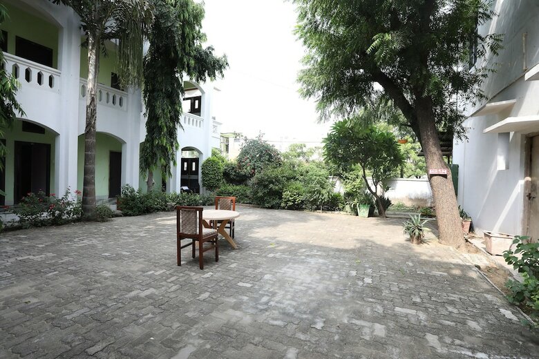 Oyo 19514 Hotel Park Regency
