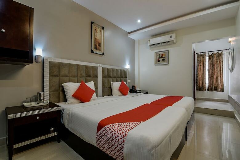Oyo 5231 M V Boutique Hotel