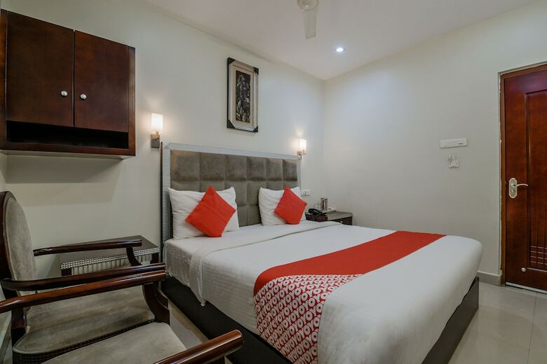 Oyo 5231 M V Boutique Hotel