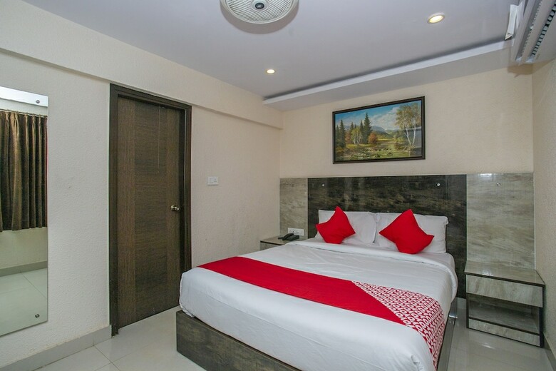Hotel Oyo 26197 Pride Suites