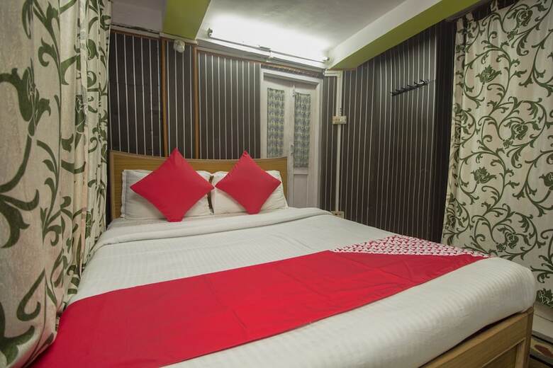 Oyo 3875 Hotel Everest Glory