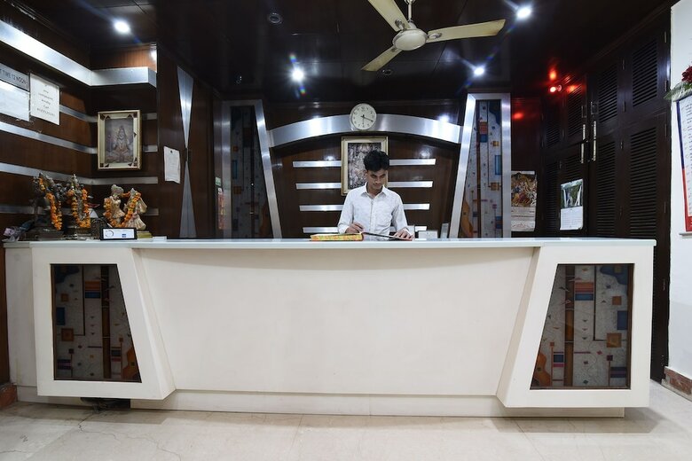 Hotel Oyo 18829 Ratan Deep