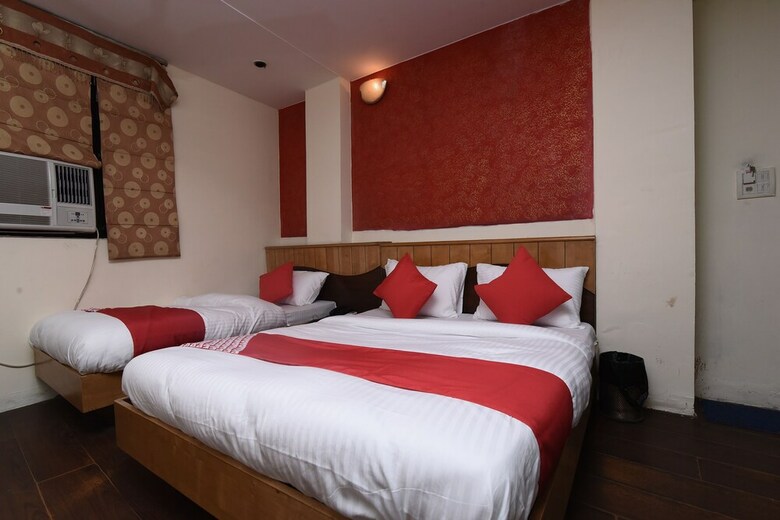 Hotel Oyo 18829 Ratan Deep