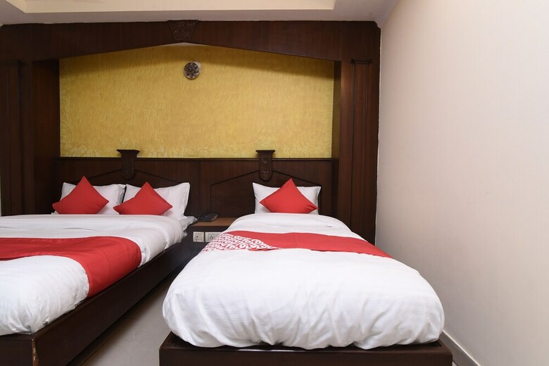 Hotel Oyo 18829 Ratan Deep