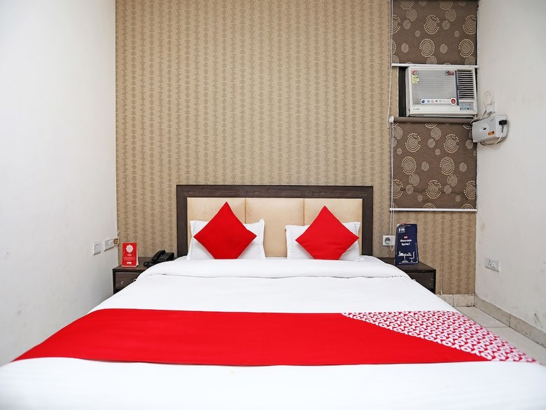 Oyo 28017 Hotel Olive