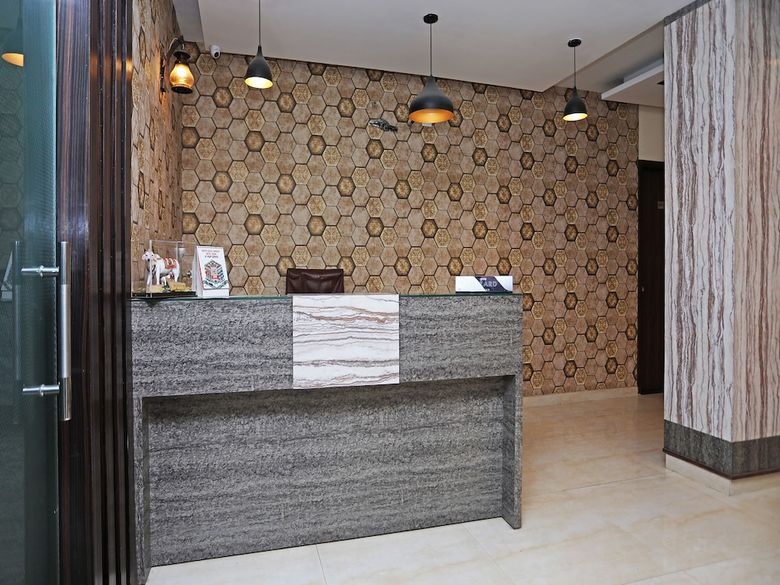 Oyo 28017 Hotel Olive