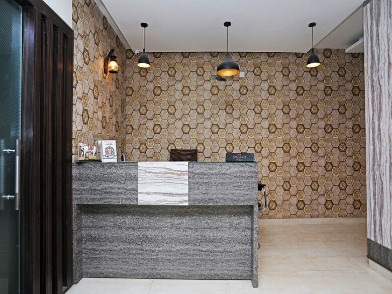 Oyo 28017 Hotel Olive