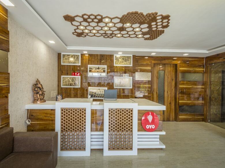 Oyo 14022 Hotel Saya Inn