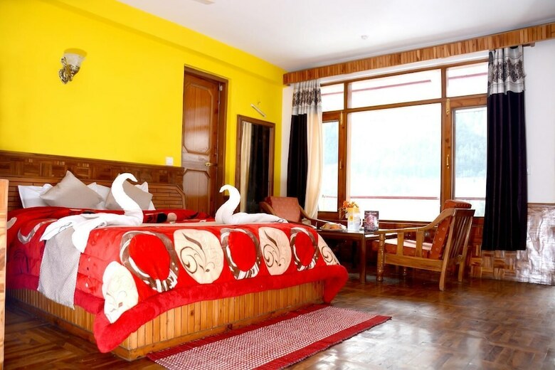 Hotel Oyo 24832 Rajhans