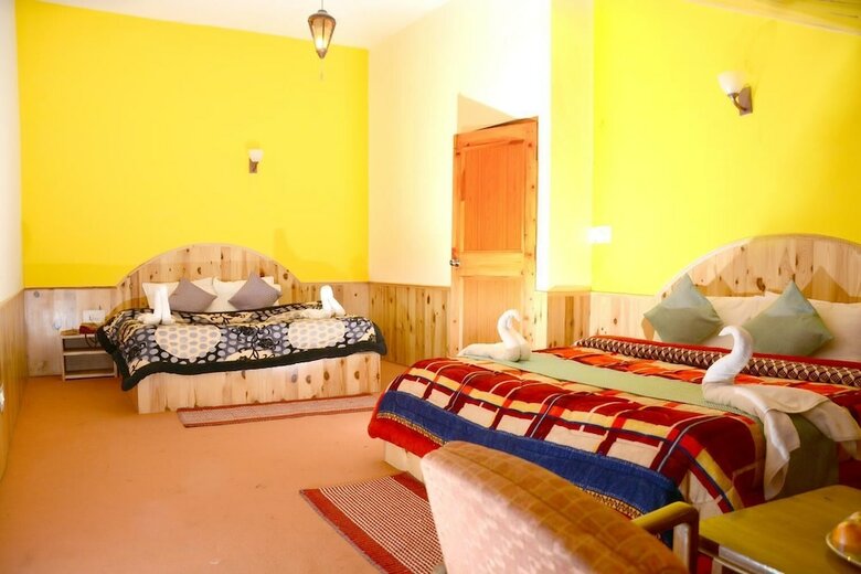 Hotel Oyo 24832 Rajhans
