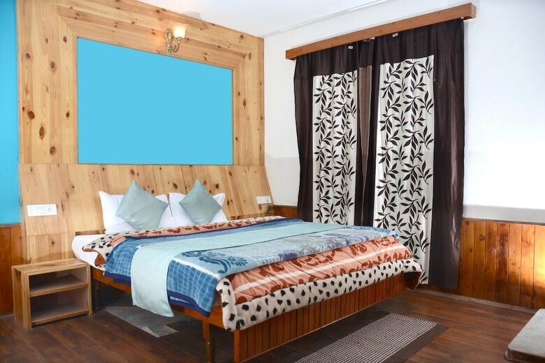 Hotel Oyo 24832 Rajhans